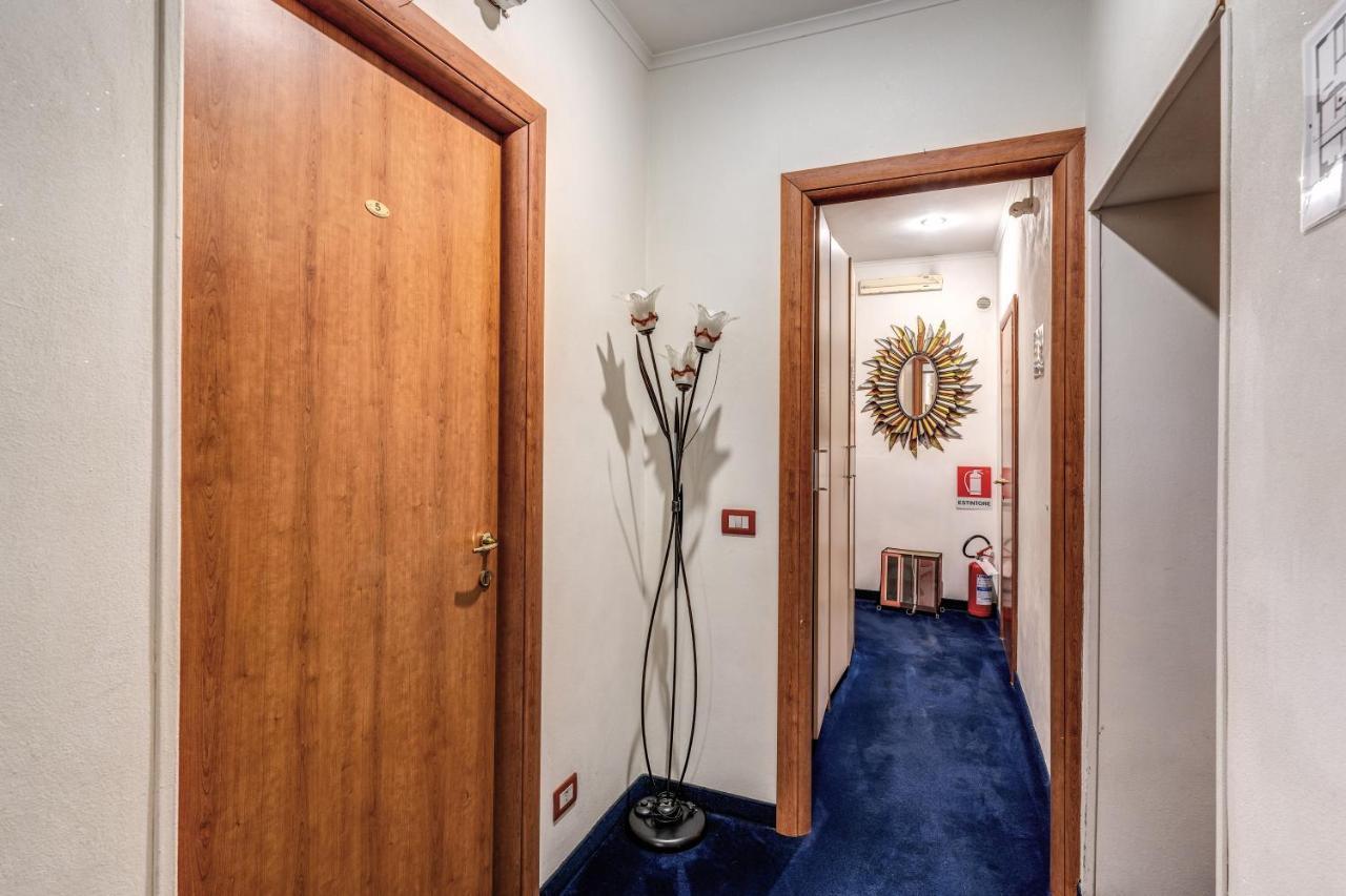 Guest House Masterintrastevere Roma Ngoại thất bức ảnh