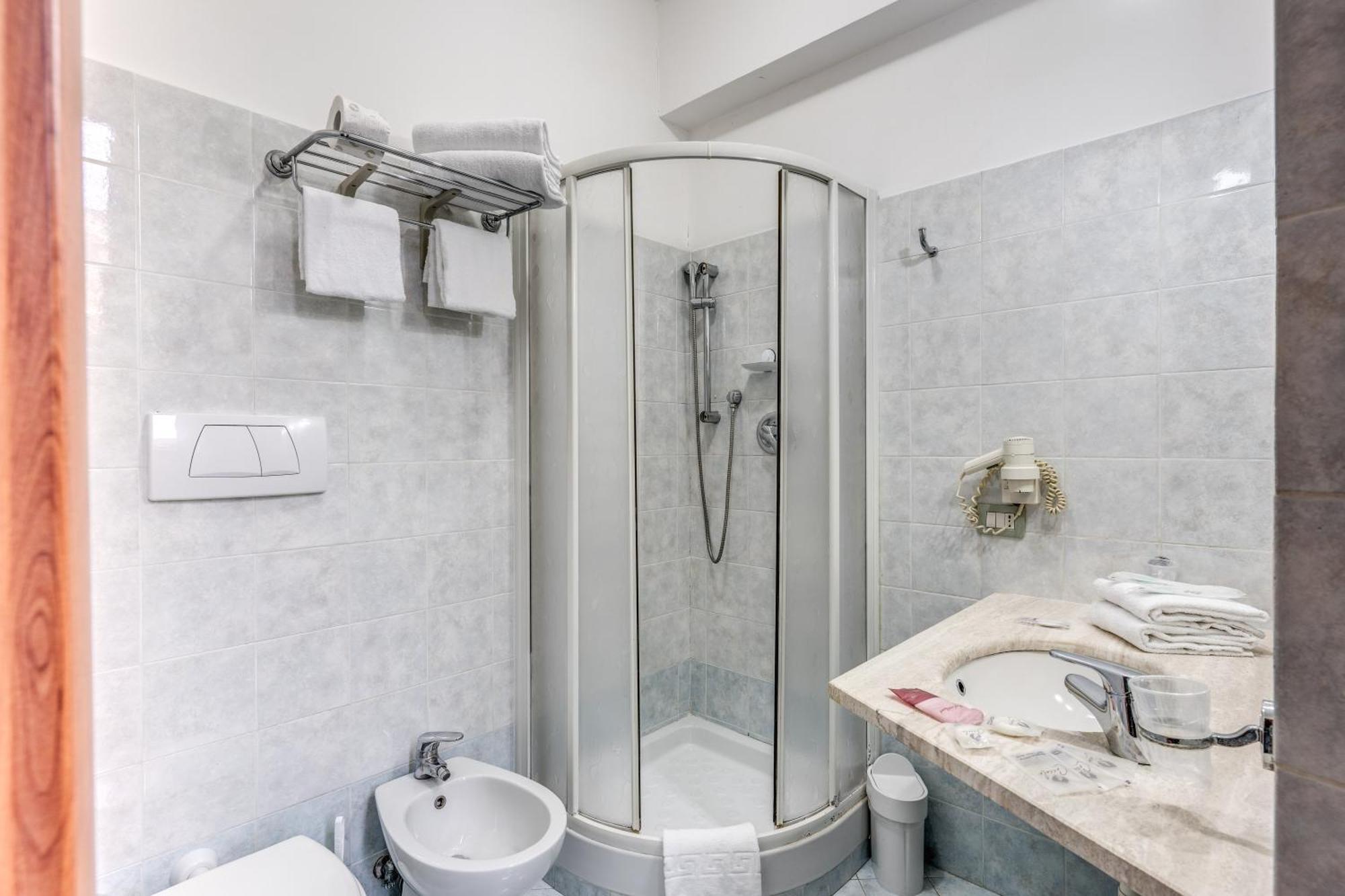 Guest House Masterintrastevere Roma Ngoại thất bức ảnh